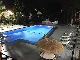 Travelodge By Wyndham Fort Myers North 